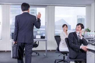 Otsukaresama: Hơn cả một câu chào trong tiếng ÚC